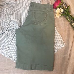 COPY - Gloria Vanderbilt Green Stretch Twill Berm…